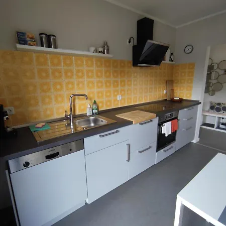 Kissinger38 Detmold