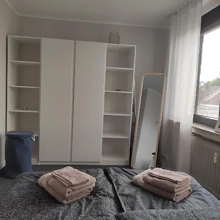 Kissinger38 Detmold
